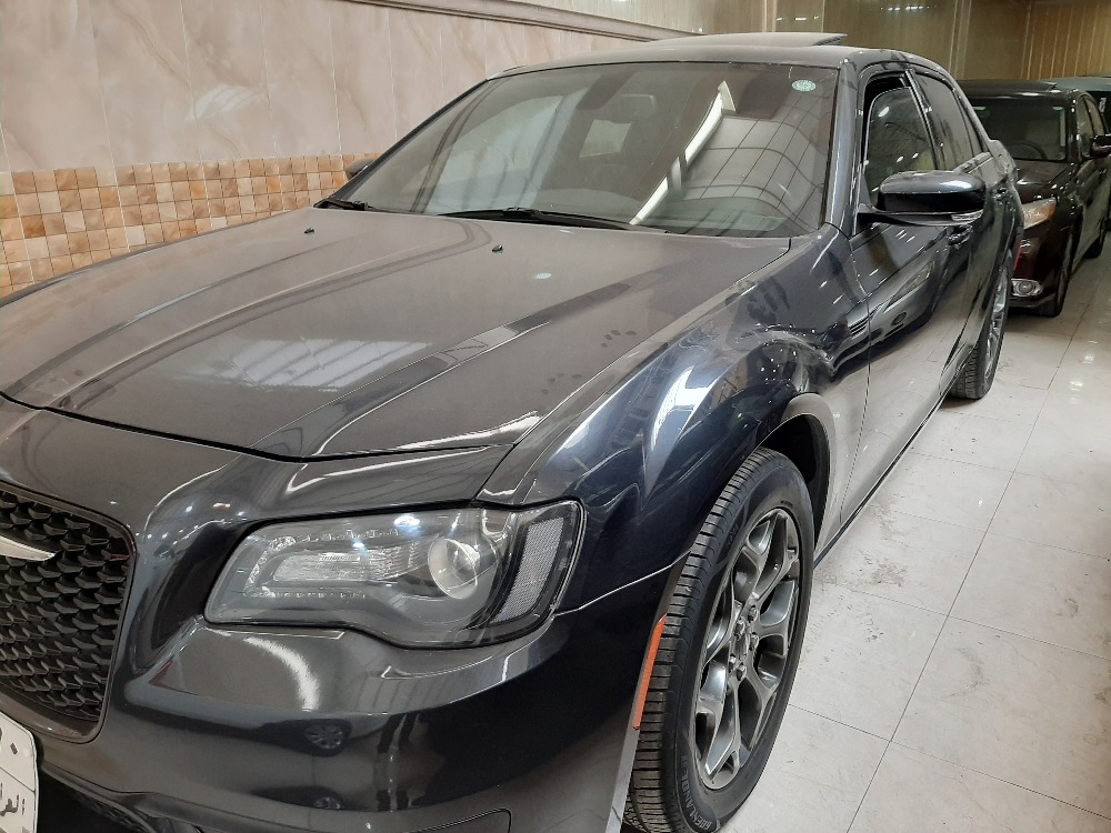 کرایسلەر 300